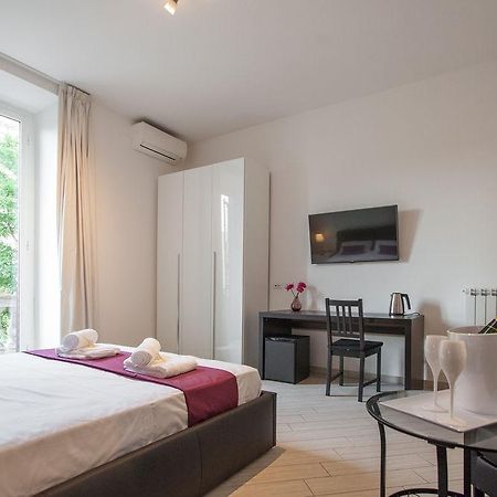 רומא Df Royal Rooms מראה חיצוני תמונה