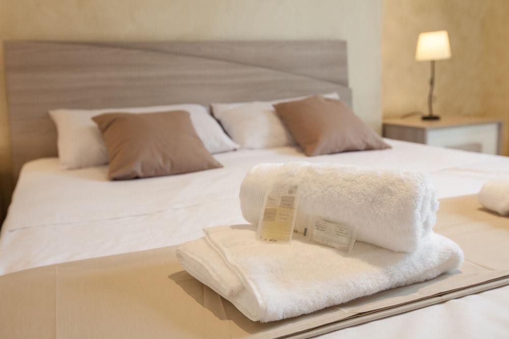 רומא Df Royal Rooms מראה חיצוני תמונה