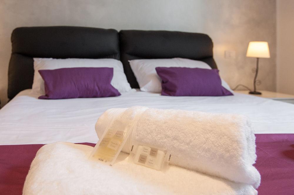 רומא Df Royal Rooms מראה חיצוני תמונה