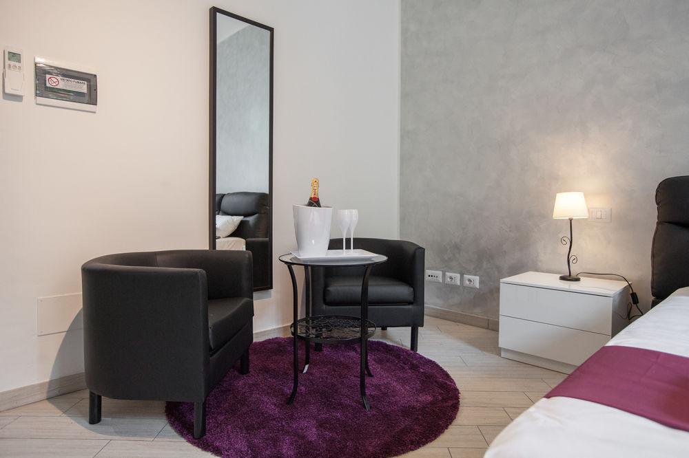 רומא Df Royal Rooms מראה חיצוני תמונה